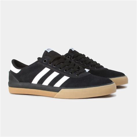 adidas original lifestule lucas premiere